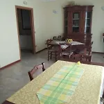Alojamento de Acomodação e Pequeno-almoço Al Lauro
